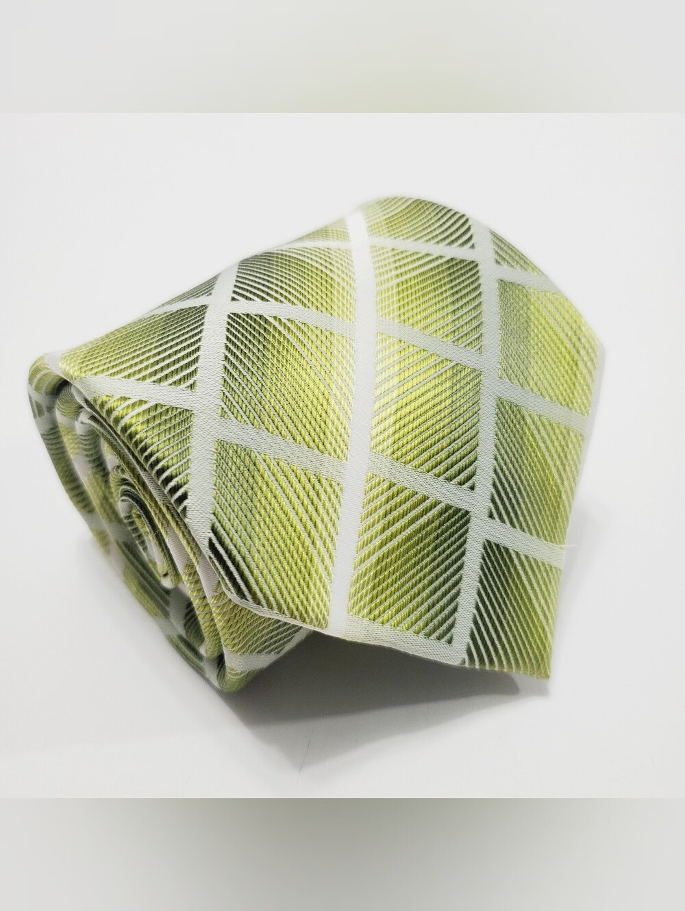 Enrico Fertuchie Men's Neck Tie Green Geometric Stripe Pattern 59x4"